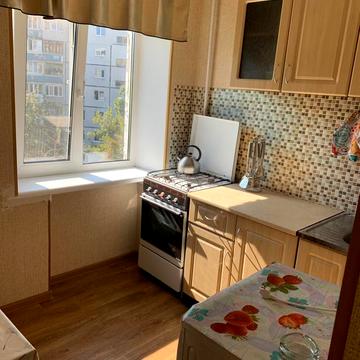 Аерокосмічний просп. (Гагаріна), 72