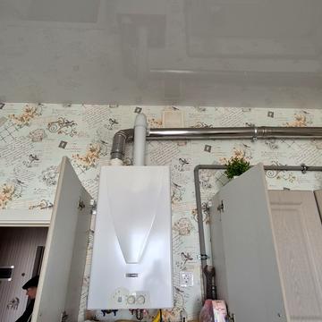 Парусна вул. (Героїв Сталінграду), 1н