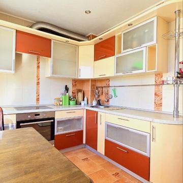 Архітекторів вул., 34