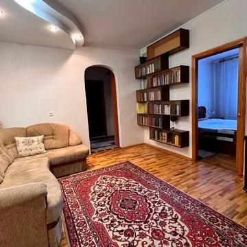 Срібнокільська вул., 14