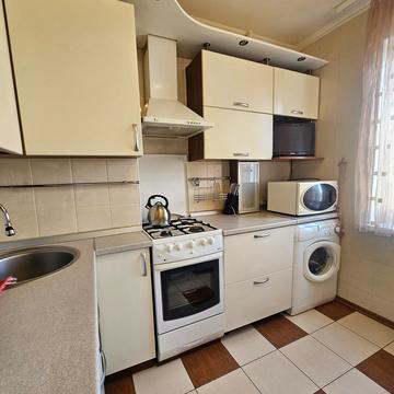 Євгена Харченка вул. (Леніна), 45