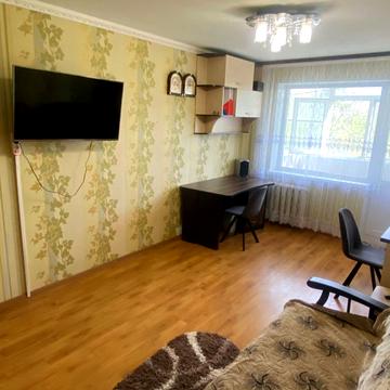 Ньютона вул., 133