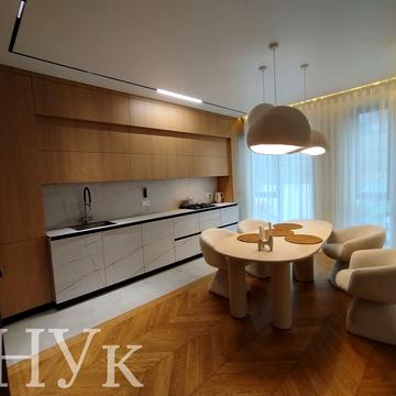 Іллі Мечникова вул., 16б