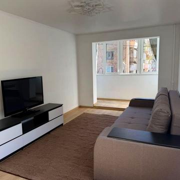 Дорогожицька вул., 15