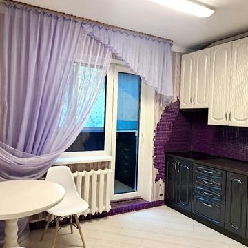 Автозаводська вул., 43