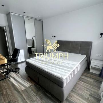 Всеволода Змієнка вул., 19