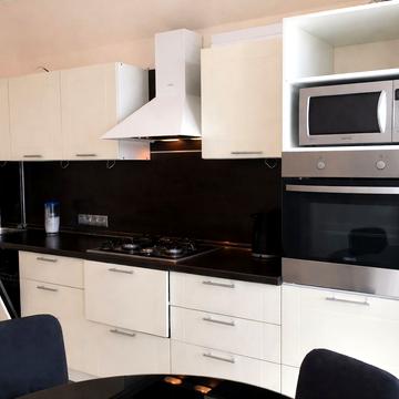 Степана Бандери вул. (), 31