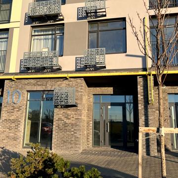 Оптимістична вул., 1