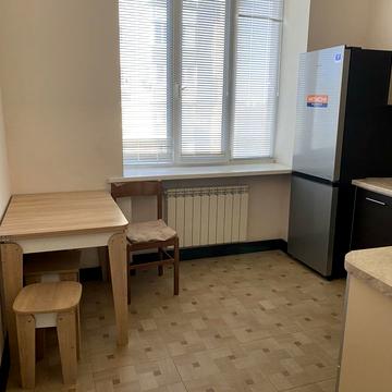 Джона Маккейна вул. (Івана Кудрі), 22