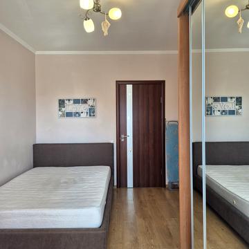 Рональда Рейгана вул., 30