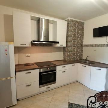 Сергія Данченка вул., 5