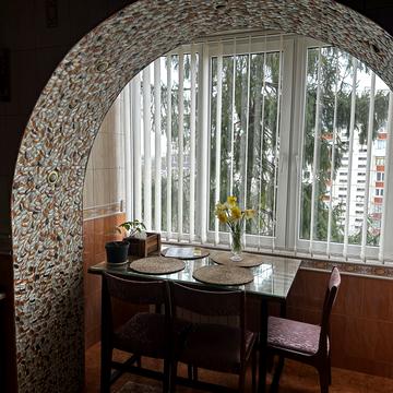 Героїв Крут бульв. (Героїв Сталінграду), 5