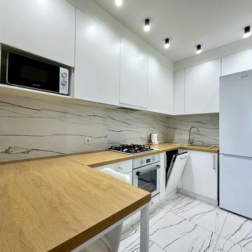 Зелена вул., 204а