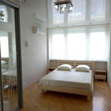 Лесі Українки бульв., 28