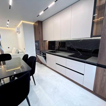 Бельведерська вул., 32-Б