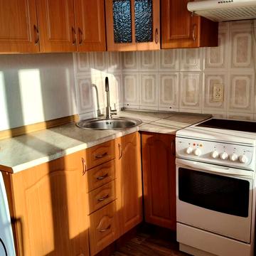 Братиславська вул., 7-А