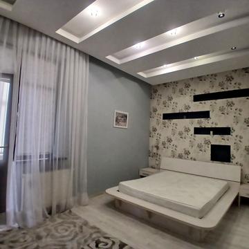 Петрищука вул. (Олександра Суворова), 2-Б