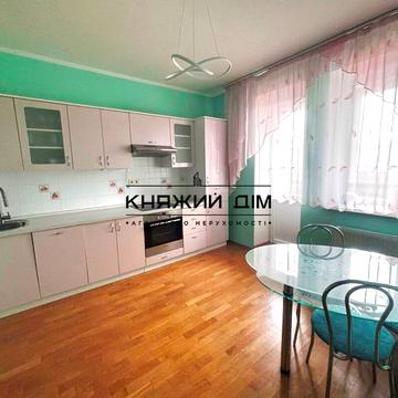 Голосіївська вул., 13-Б