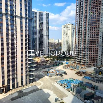 Академіка Заболотного вул., (Будинок 4)