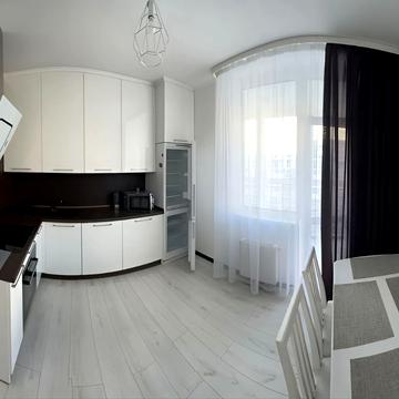 Драгоманова вул., 2-Б