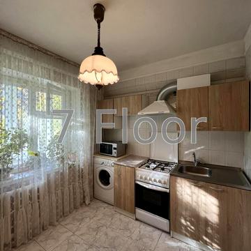 Євгена Коновальця вул. (Щорса), 35