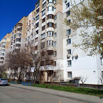 Клавдіївська вул., 36