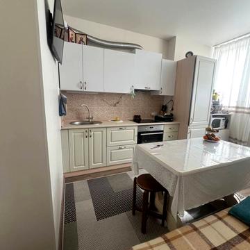 Захисників України вул. (1-го Травня), 40-Б