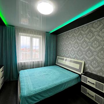 Євгена Коновальця вул., 12