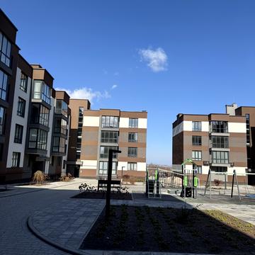 Золота вул., 2