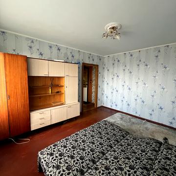 Вокзальна вул., 14