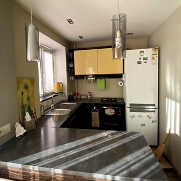 Фабрична вул., 5