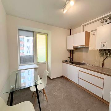 Соборна вул., 105-Б/4