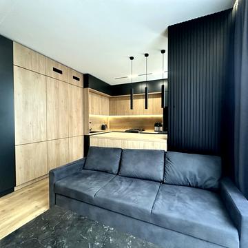 Пасічна вул., 166