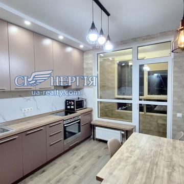 Європейського Союзу просп. (Правди), 45-А