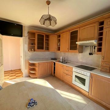 Миколи Голего вул. (Лебедєва-Кумача), 12