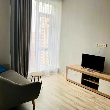 Сімферопольська вул., 2-Н