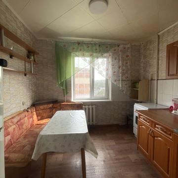 Євгена Чикаленка вул., 83