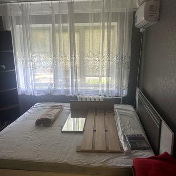 Празька вул., 21