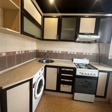 Героїв АТО вул. (Димитрова), 72