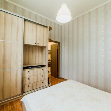 Дмитра Яворницького просп. (Карла Маркса), 34