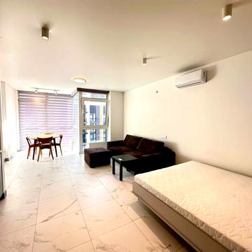 Предславинська вул., 53