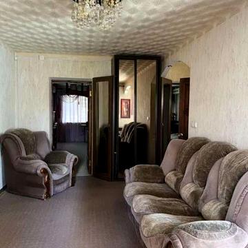 Сімферопольська вул., 8