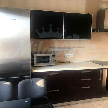 Машинобудівна вул., 21