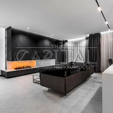 Саперне Поле вул., 3