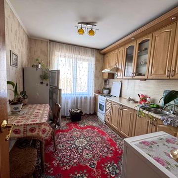 Молодіжна вул., 17/2