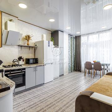 Львівська вул., 1