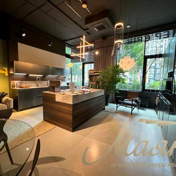 Предславинська вул., 53