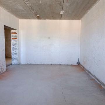 Тролейбусна вул., 30