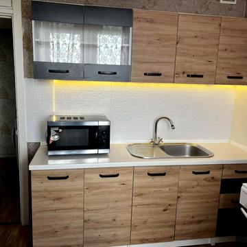 Кіото вул., 13