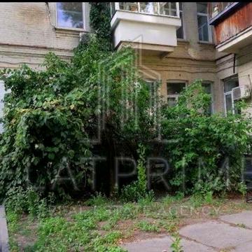 Рейтарська вул., 25